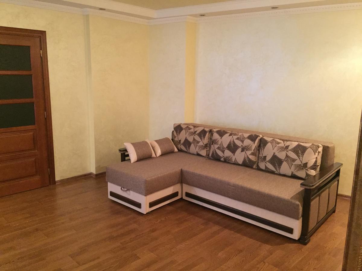Apartment On Kostyushka 20 Λβιβ Εξωτερικό φωτογραφία